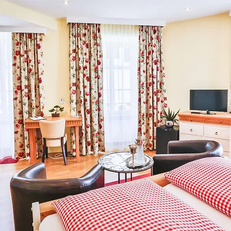 Zum Goldenen Loewen 바덴바덴