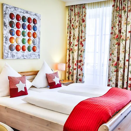 Hotel Zum Goldenen Löwen 3*