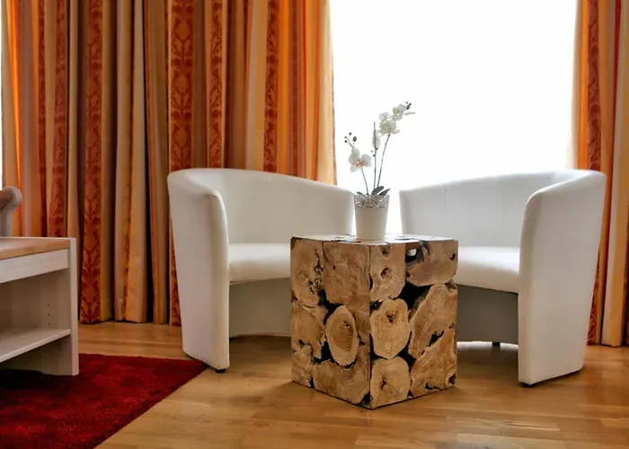 Zum Goldenen Loewen 3*