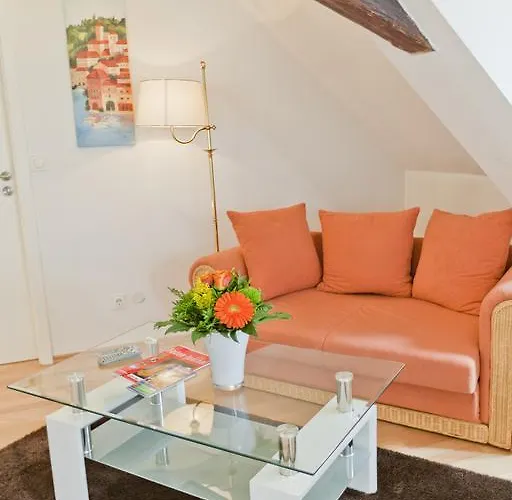 Zum Goldenen Loewen Hotel 3*